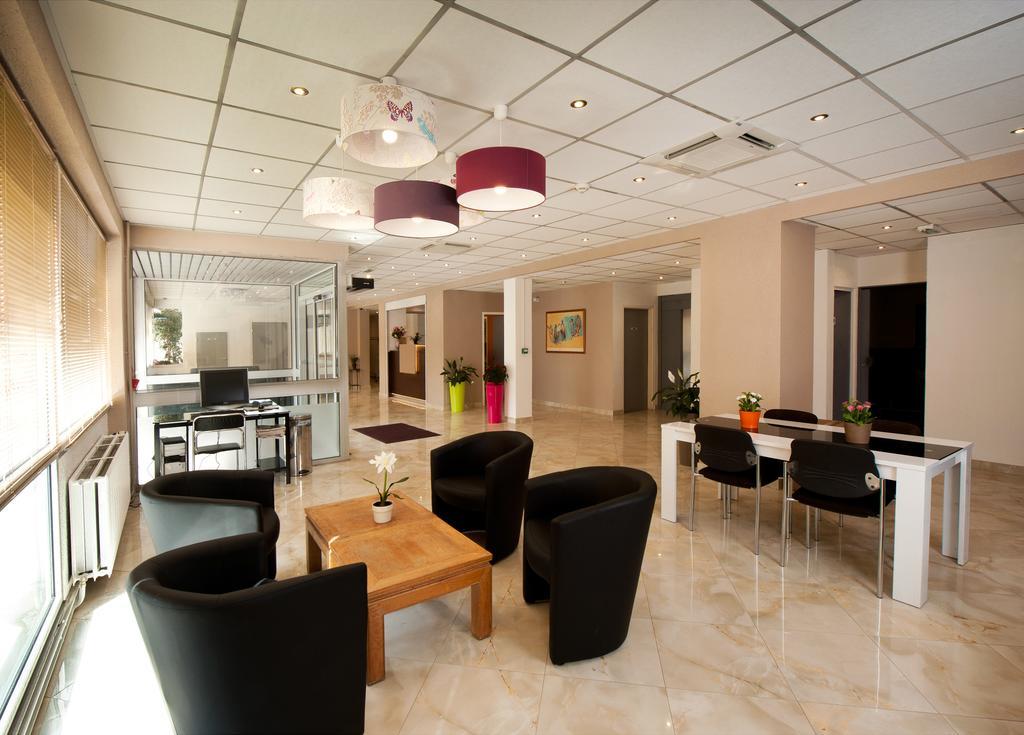 Milton Hotel Neuilly-Plaisance Exterior photo