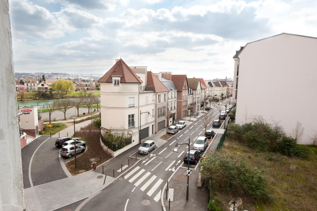 Milton Hotel Neuilly-Plaisance Exterior photo