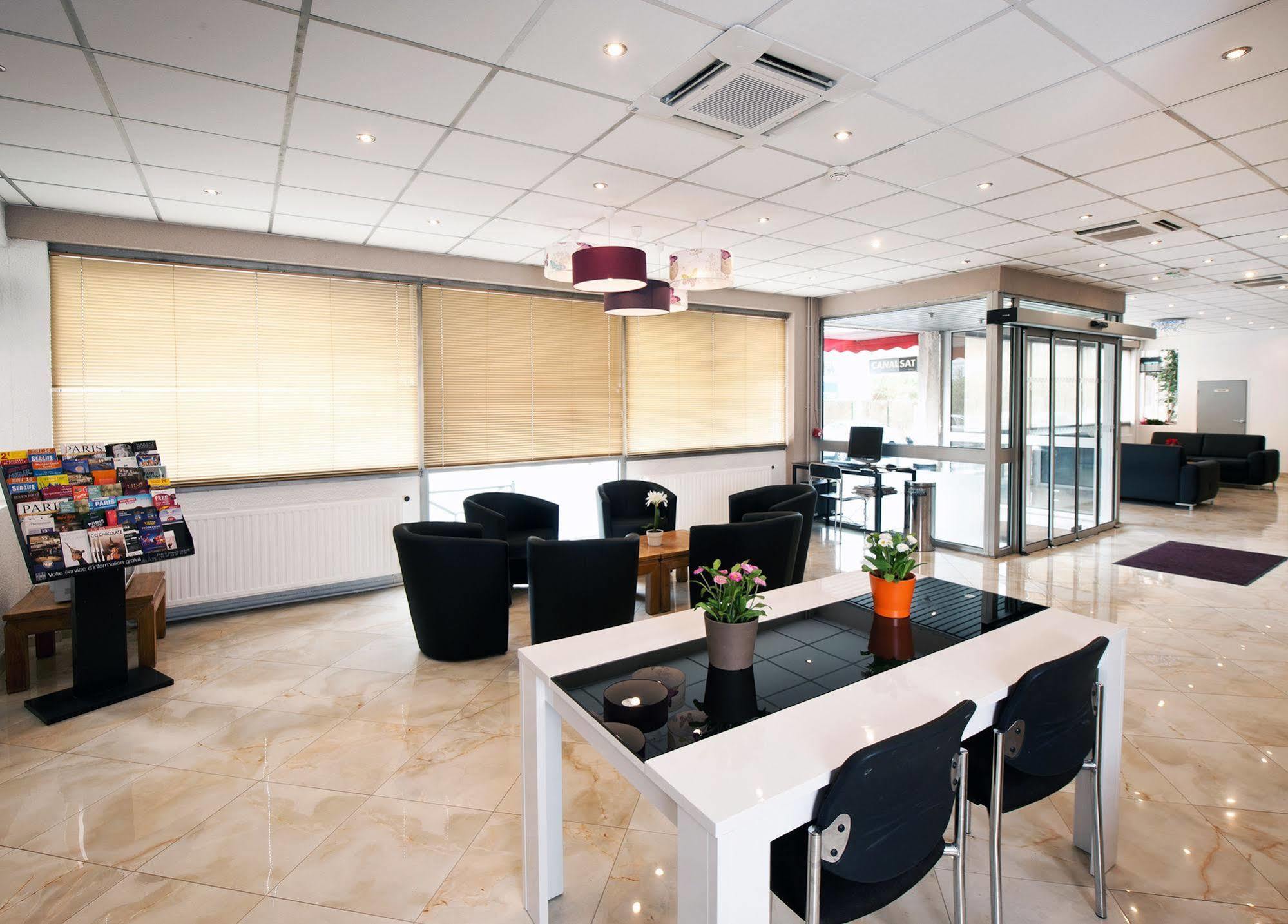Milton Hotel Neuilly-Plaisance Exterior photo