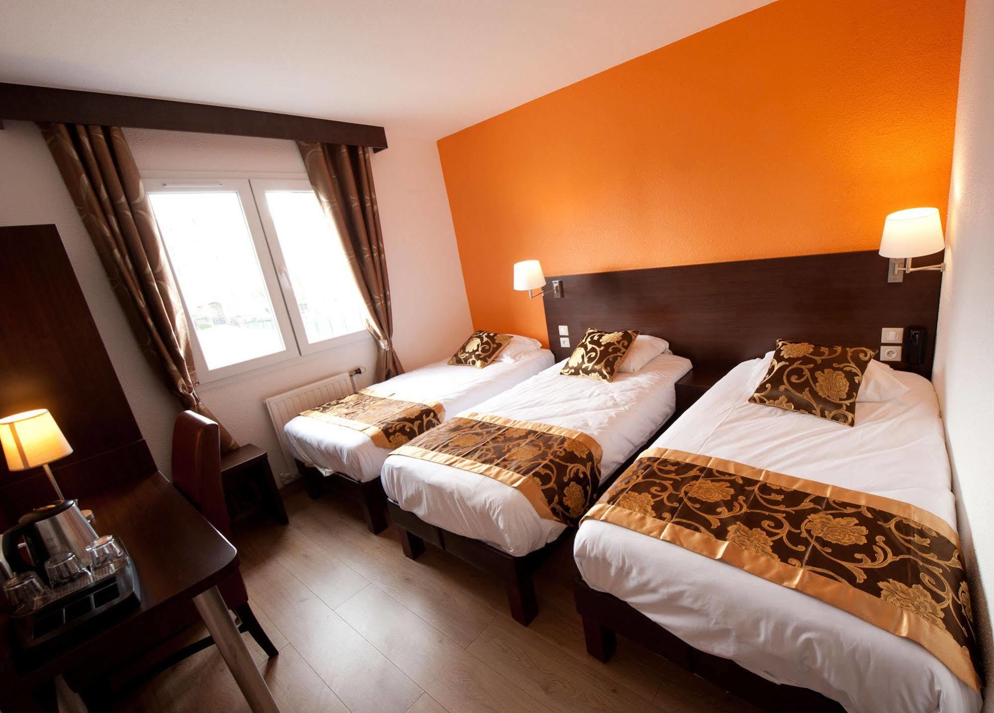 Milton Hotel Neuilly-Plaisance Exterior photo